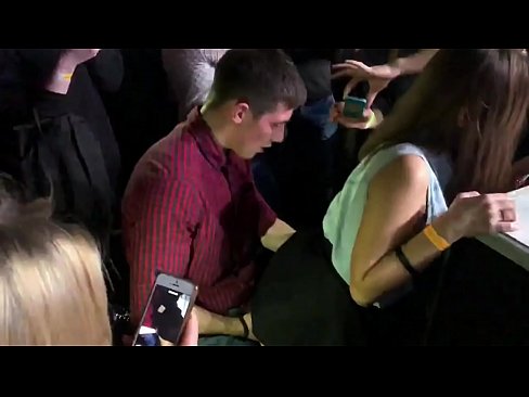 ❤️ Sesso reale in un nightclub russo. Ragazza russa di 18 anni nell'ano e nella vagina scopata in un nightclub ❤️ Porno duroal it.pornoxlxx.ru ❤️