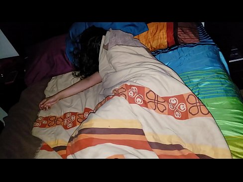 ❤️ Figliastro che rimprovera la sua giovane matrigna mentre lei dorme ❤️ Porno duroal it.pornoxlxx.ru ❤️