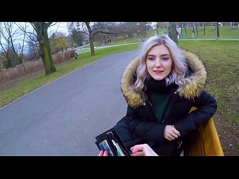 ❤️ Ingoia la sborra calda di uno sconosciuto per soldi - pompino nel parco di Eva Elfie ❤️ Porno duroal it.pornoxlxx.ru ❤️